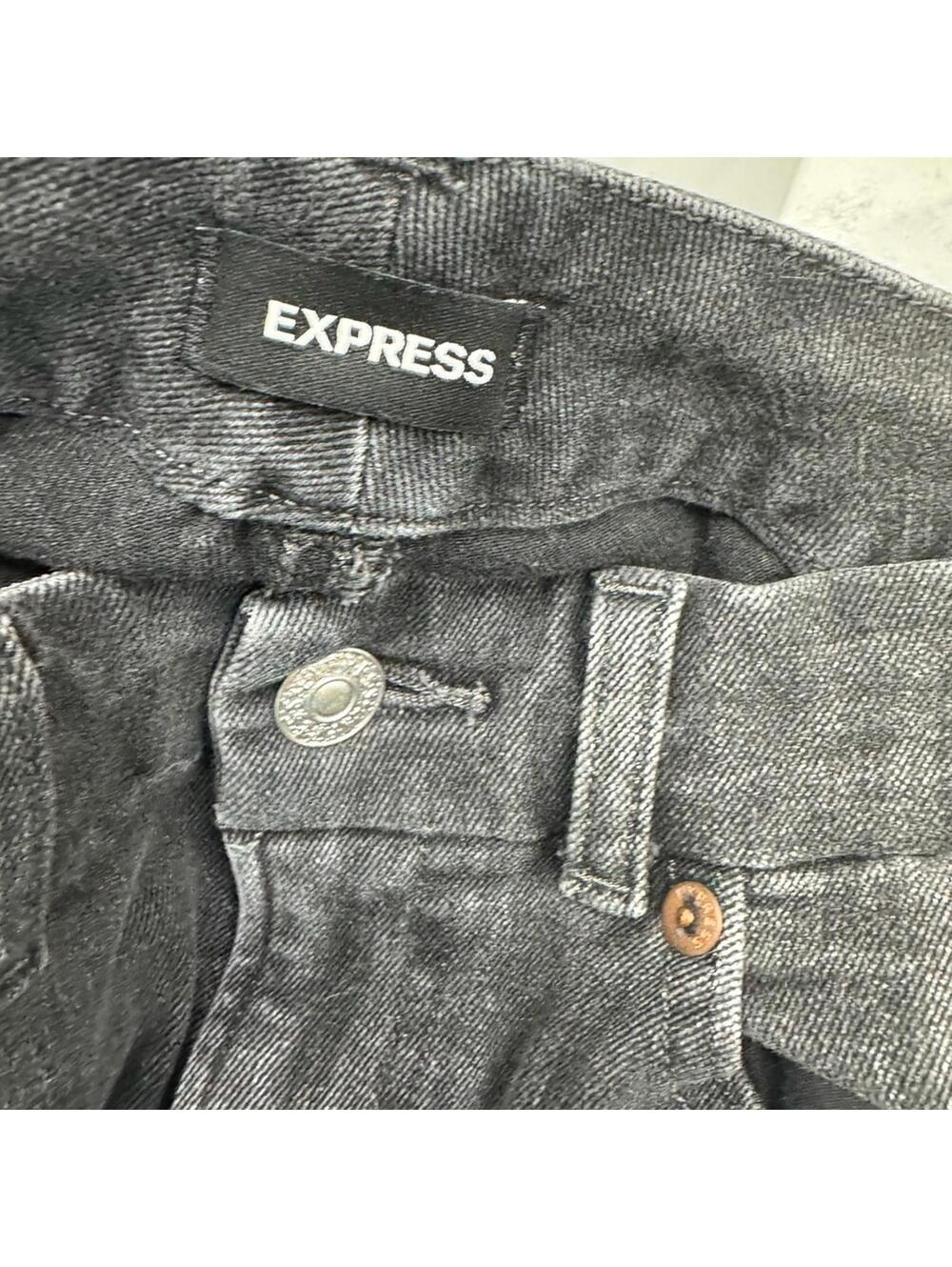 {SOLD} Express Black Cropped High Rise Hyper Distressed Skinny Jeans Small - Picture 5 of 6